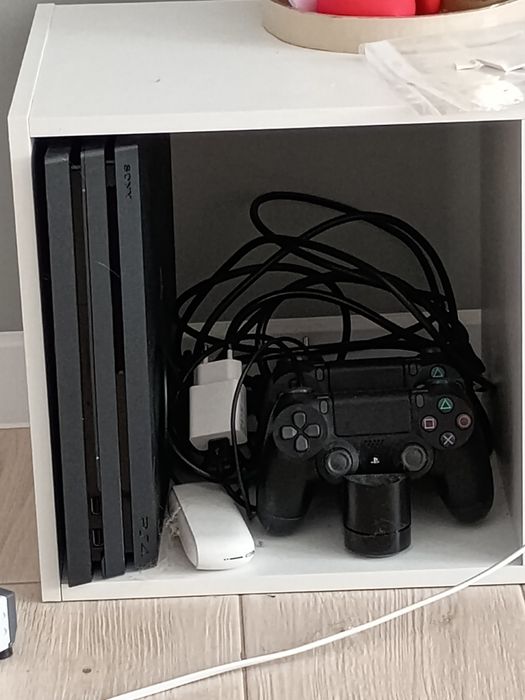 Play station 4 pro