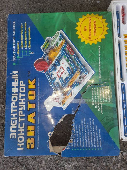Електронный конструктор знаток
