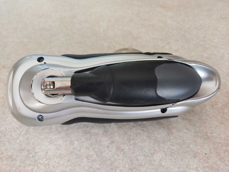 Продам ліхтар WAEСO з LED лампами і функцією динамо