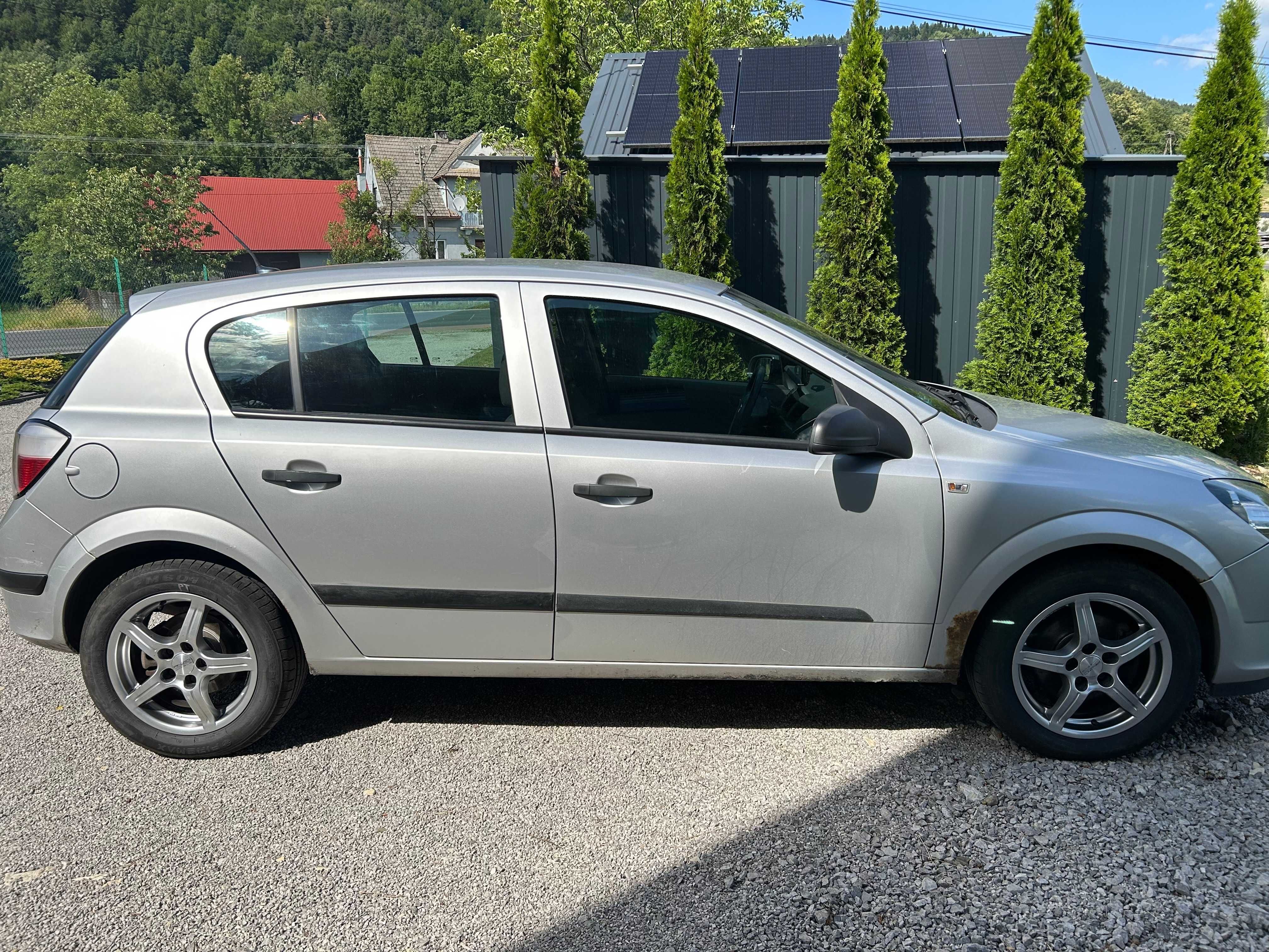 Opla Astra H 1.7 CDTI 2004r
