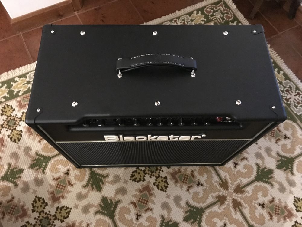 Vendo amplificador a valvulas Blackstar ht club 40