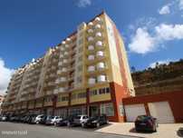 Espaço Comercial Novo em Rio de Mouro
