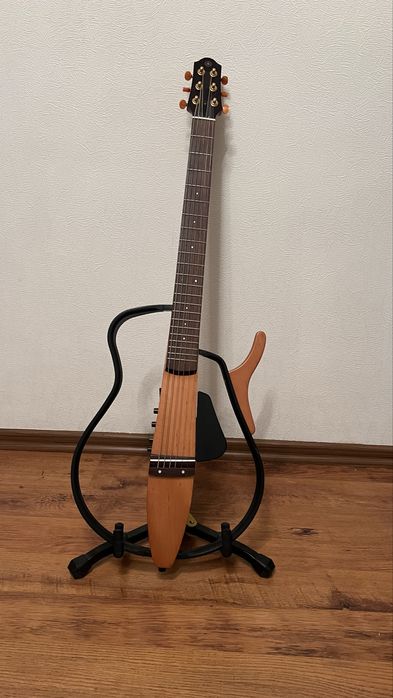 Безшумна гітара YAMAHA