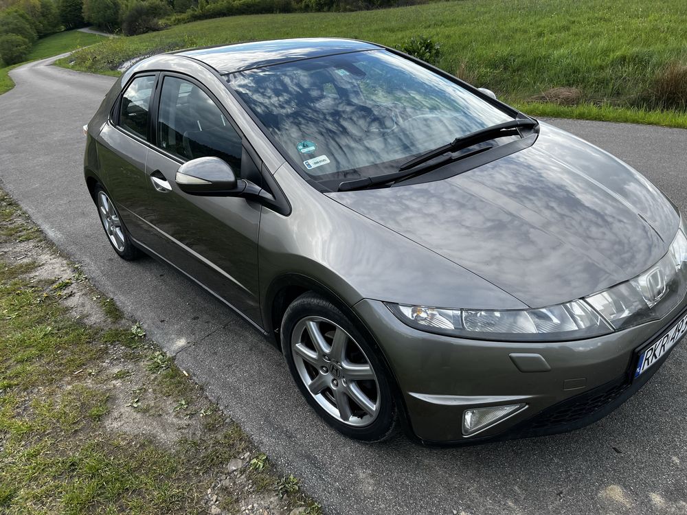 Honda civic VIII ufo