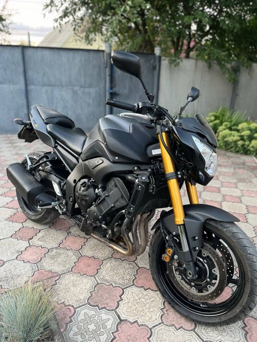 YAMAHA FZ 800 мотоцик стріт