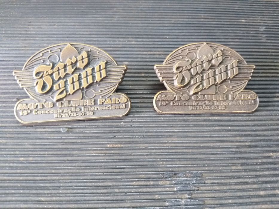 6 Pin's da Concentração Faro