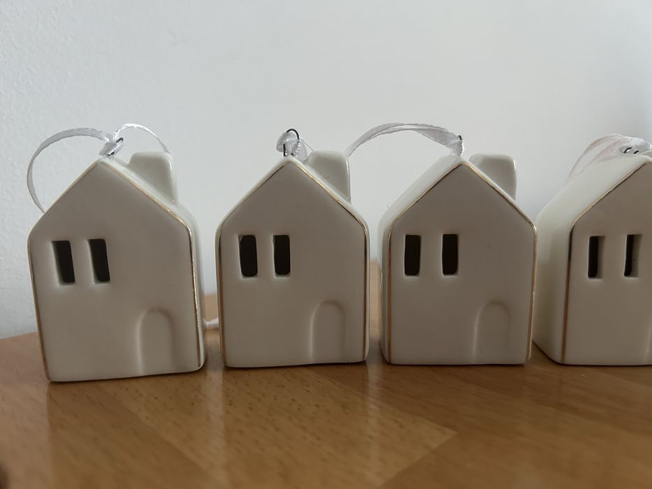 Ozdoby choinkowe, porcelanowe domki, zawieszki 6sztuk nr.8525