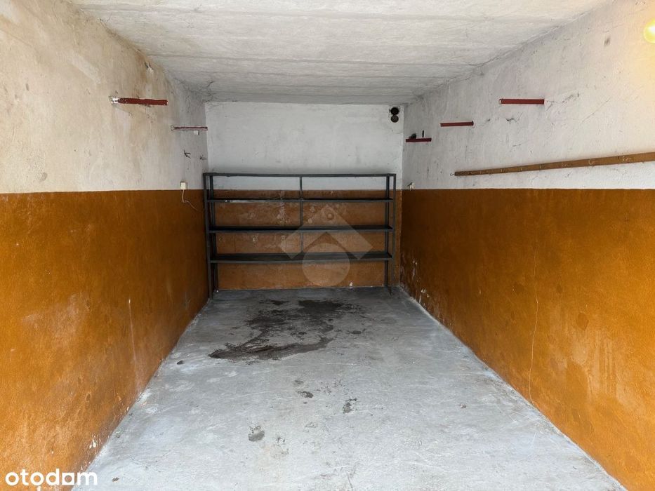 Garaż na sprzedaż