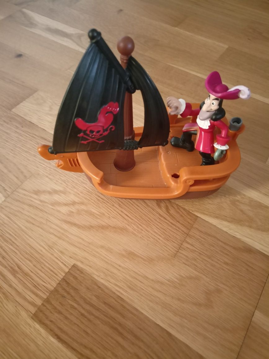 Jake i Piraci z Nibylandii - zestaw 4 zabawek