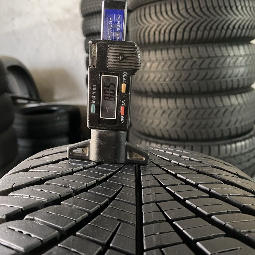 Шини 215/55/17 - 4шт Goodyear Vector4Seasons