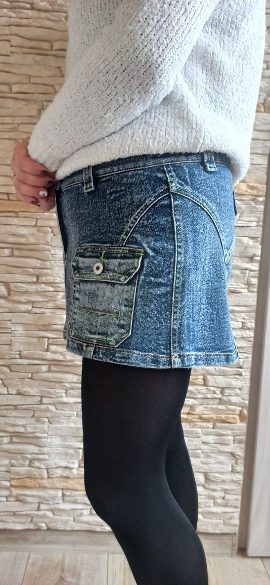 Spódnica spódniczka mini jeans dżinsowa ozdobne kieszonki. Stan idealn