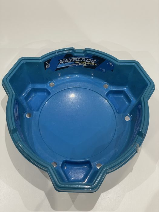 Arena Beyblade Burst Original