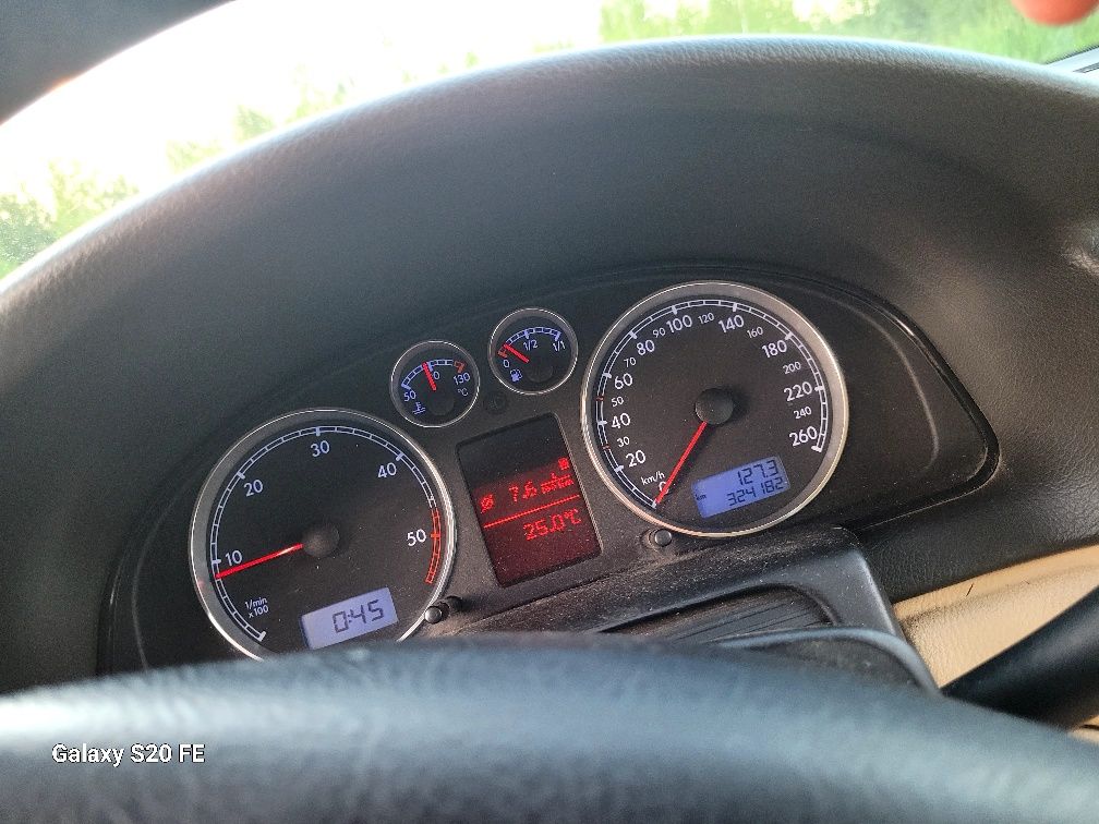 Vw Passat b5 kombi lift highline 1.9 tdi 130km 6 biegów recaro