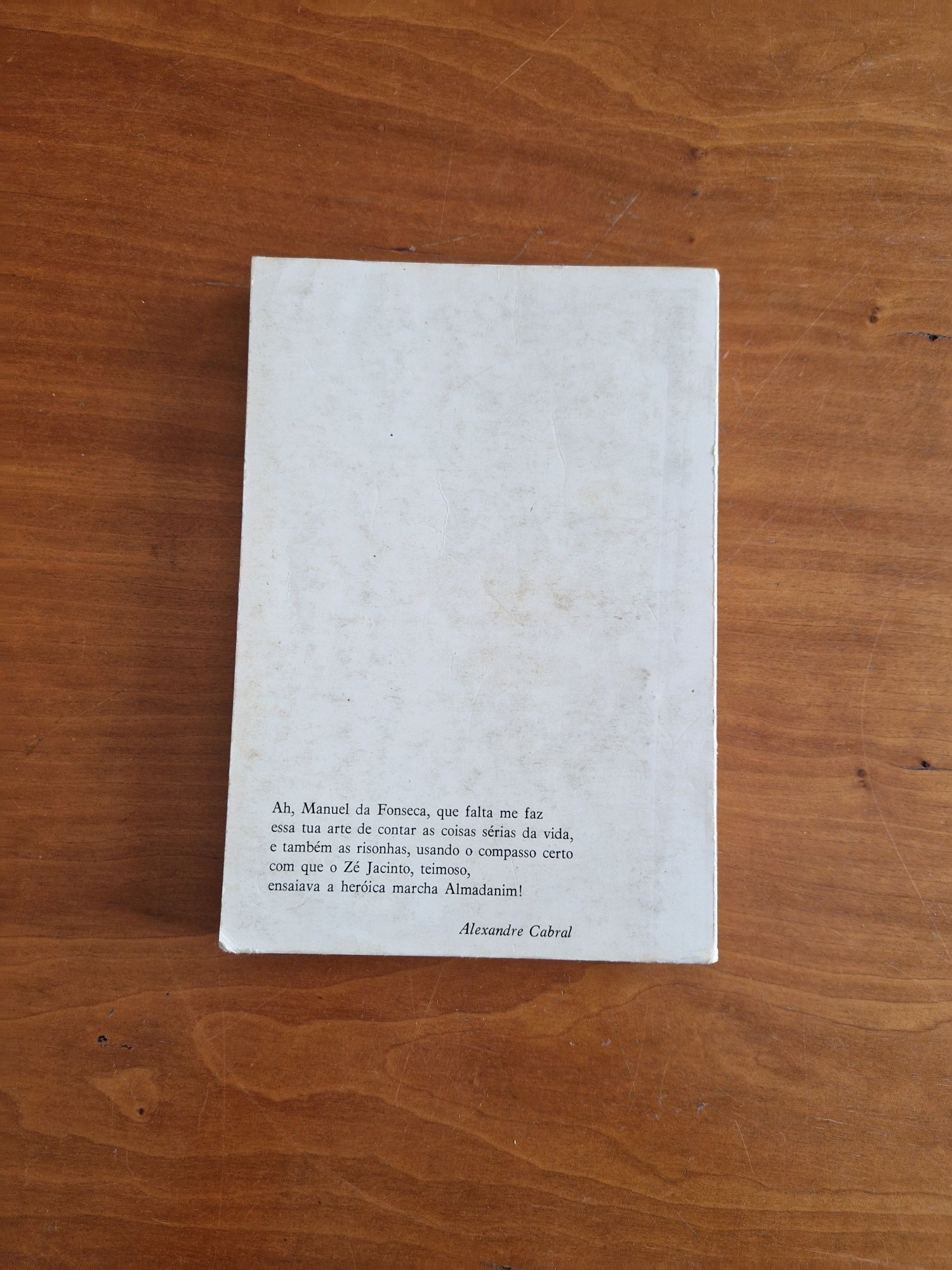 Livro de contos "Aldeia Nova", de Manuel  da Fonseca.