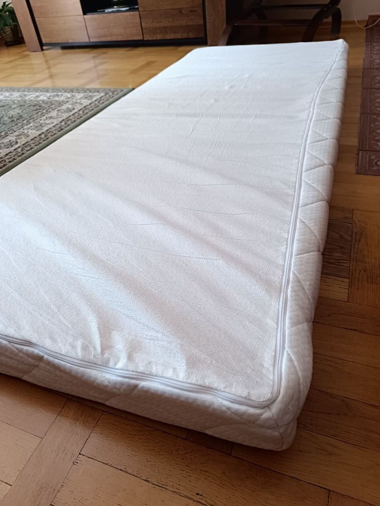 Materac piankowy 80 cm * 200 cm * 10 cm
