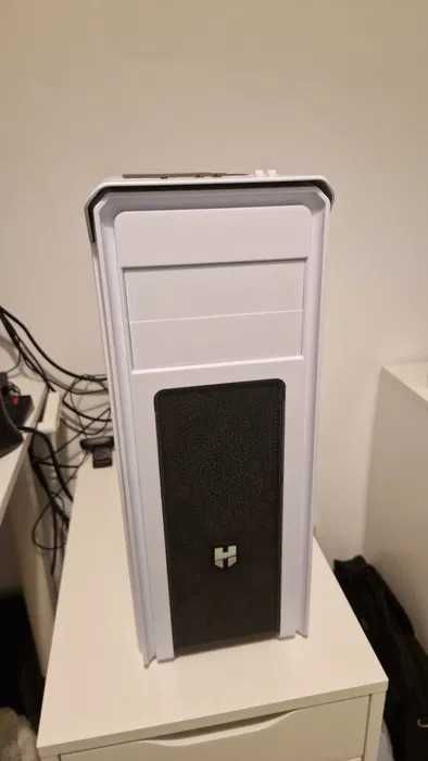 PC Gaming AM4 - 3700x+B550+1080OC 8GB