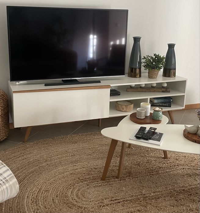 Movel TV em ótimo estado  com arrumação