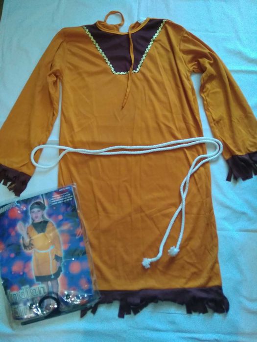 Продам новый костюм Индейца-девочки (9-12 лет)