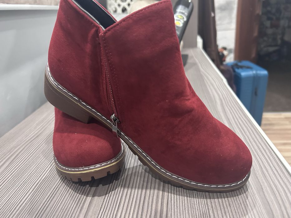 Botki nowe bordo