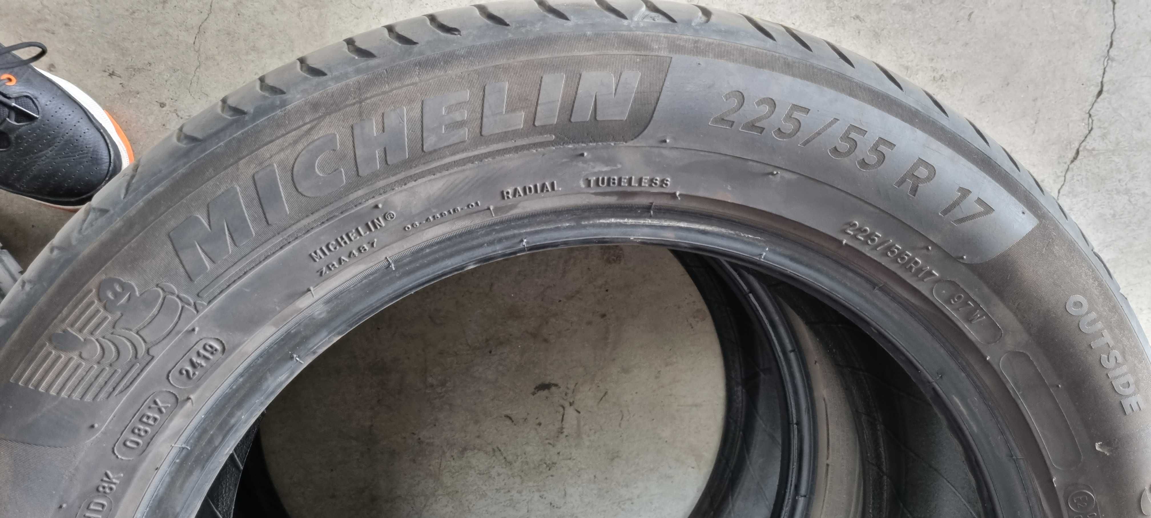 Opony letnie 225/55 R17 4-6mm Cena za 4 sztuki