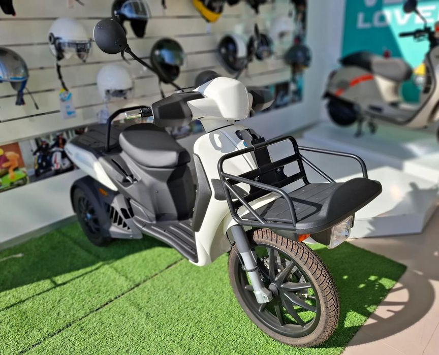Piaggio @125 Piaggio Mymover 125 Delivery