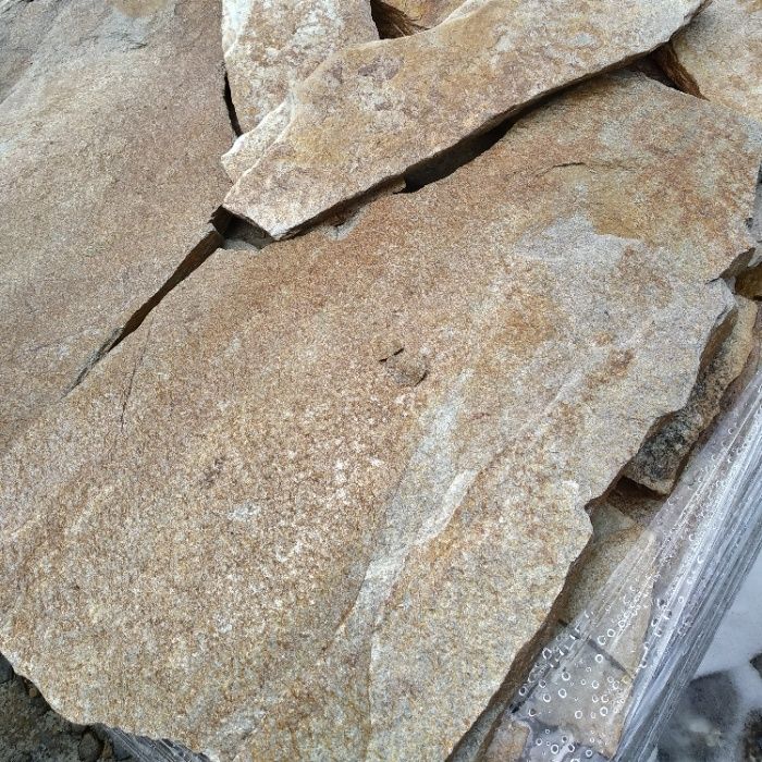 Kamień tarasowo-elewacyjny beżowy, kamień na taras, elewacje