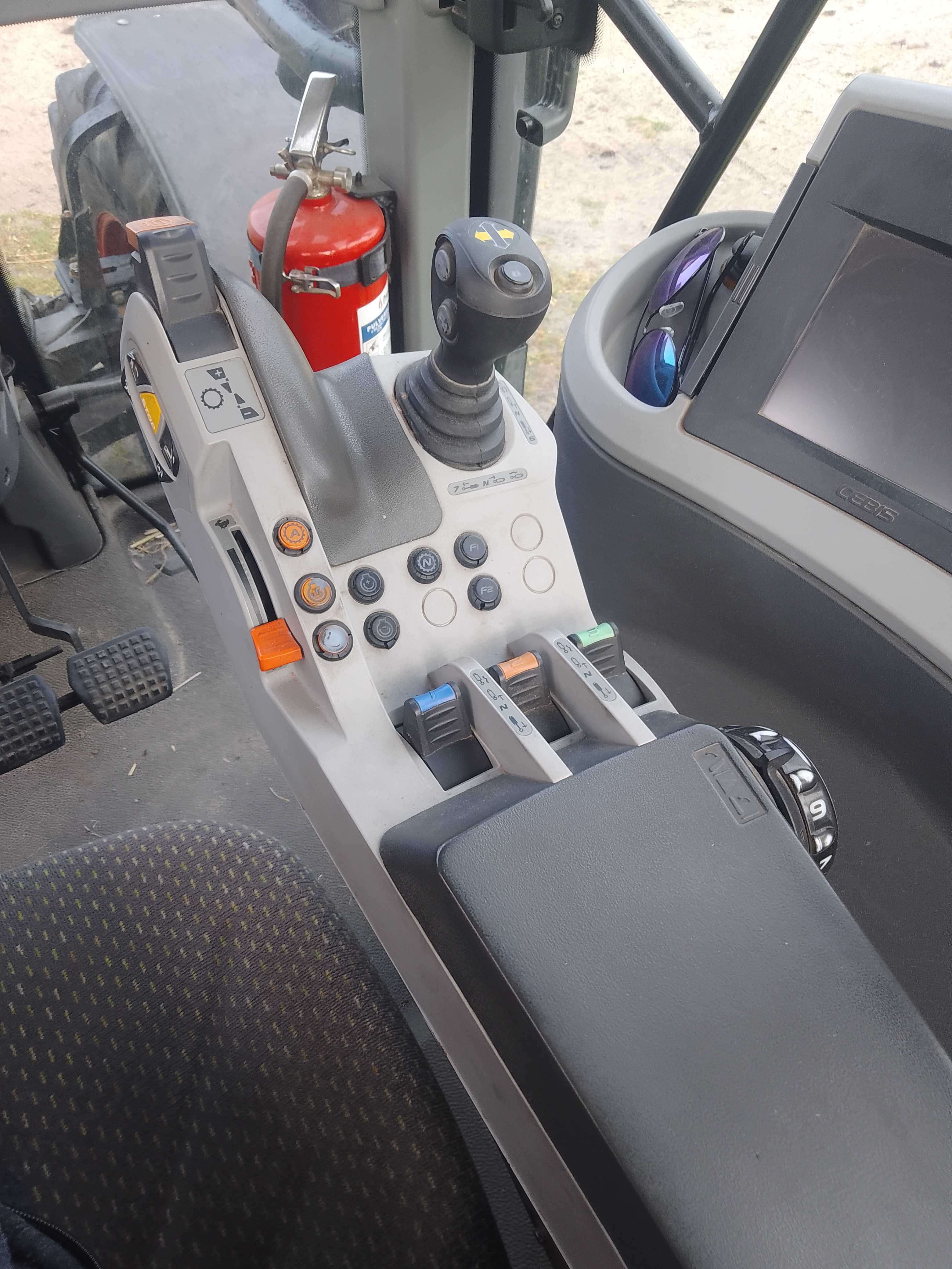 Claas Arion 640 Cebis
