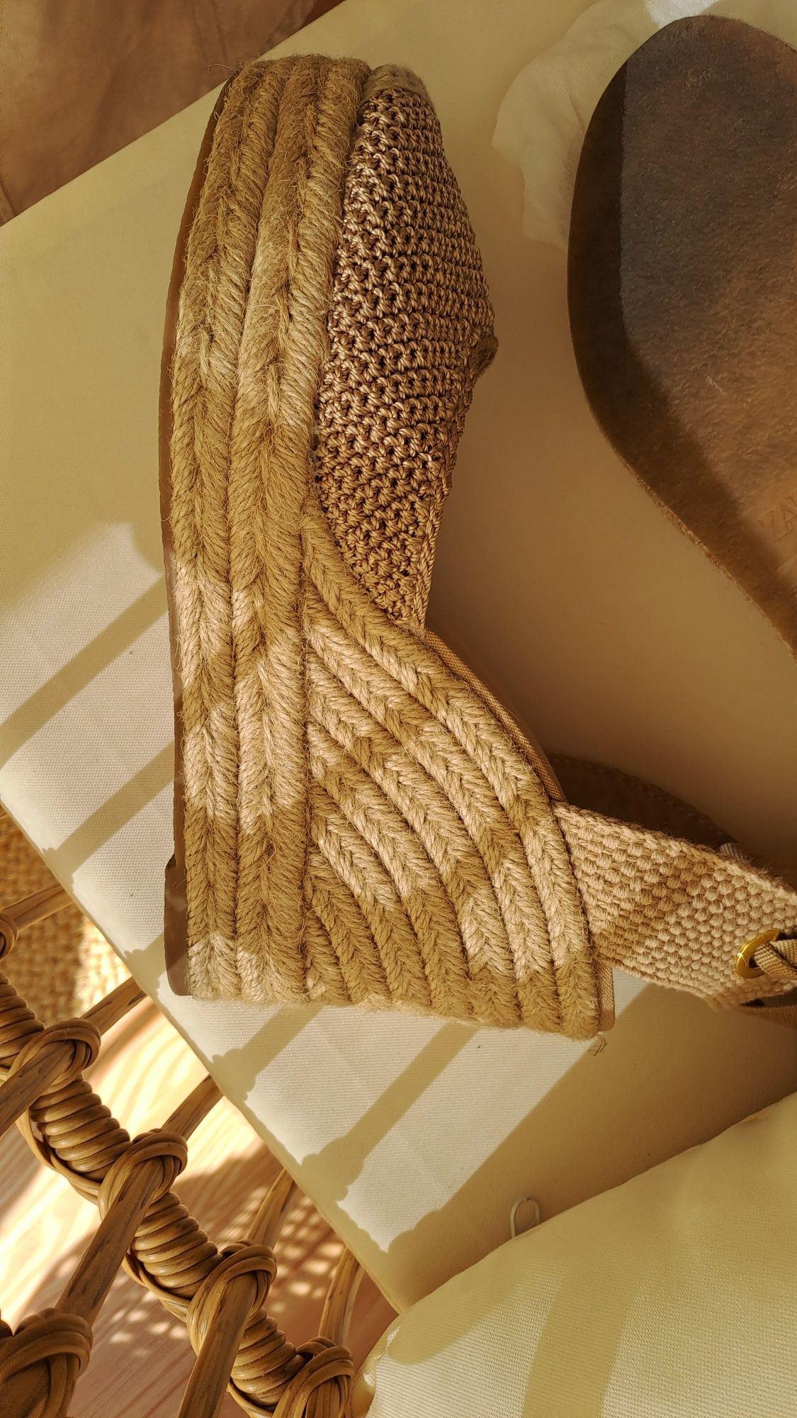 Alpercatas Zara croché e corda