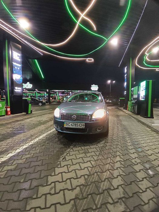 Продам Fiat Linea