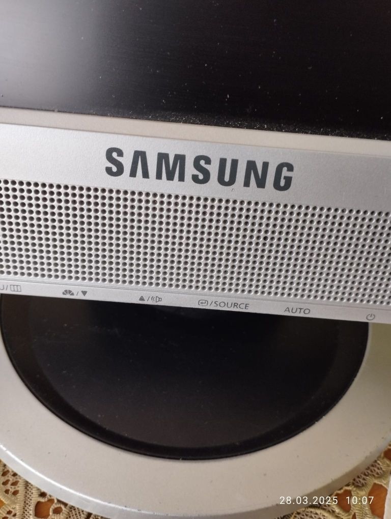 Monitor Samsung SyncMaster 713