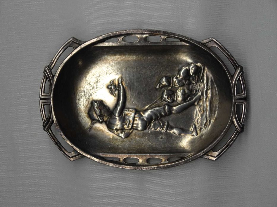 Secesja WMF talerzyk