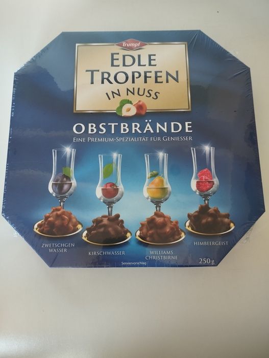 Bombonierka praliny procentowe 250 g