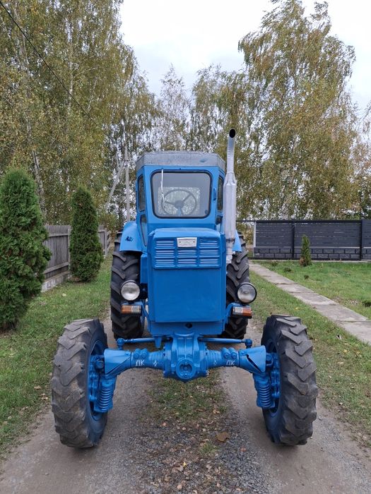 Продам трактор т40