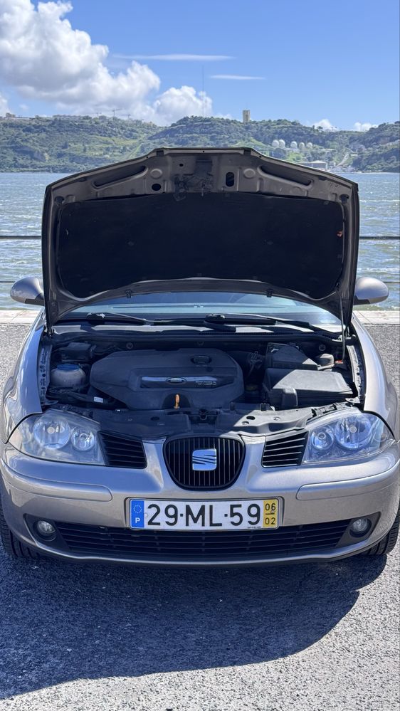 SEAT Ibiza 1.9 TDI 2006 com 277mil kms