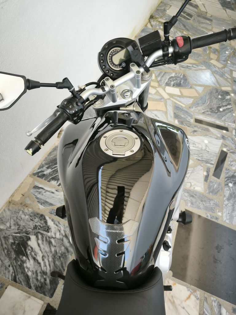 Vendo Fazer 600,sem defeitos