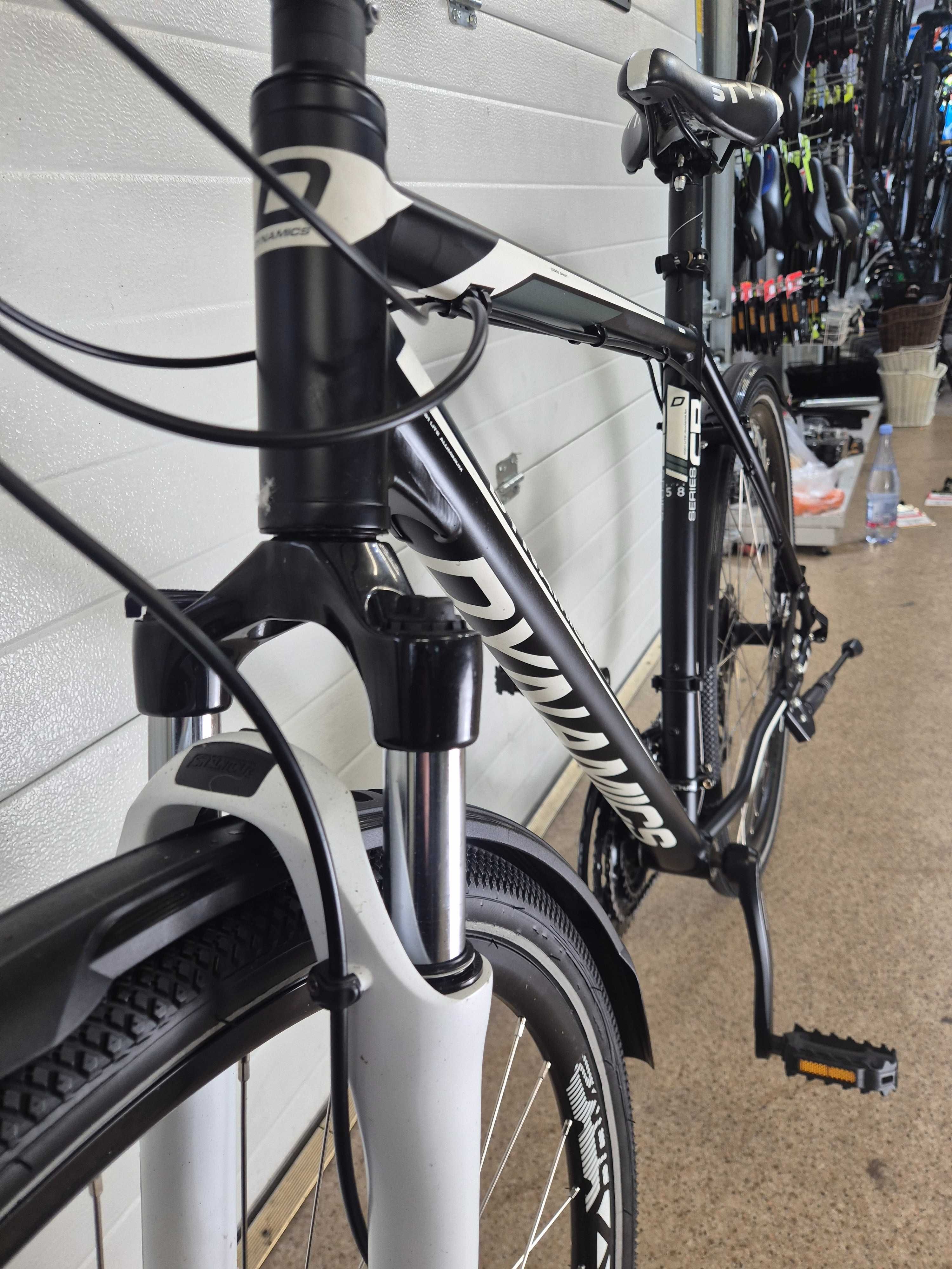 Cross Dynamics cross Gravity r. 58 cm Deore 3x9