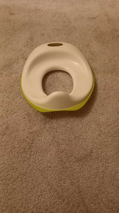 Nakładka na toaletę IKEA, jak nowa.