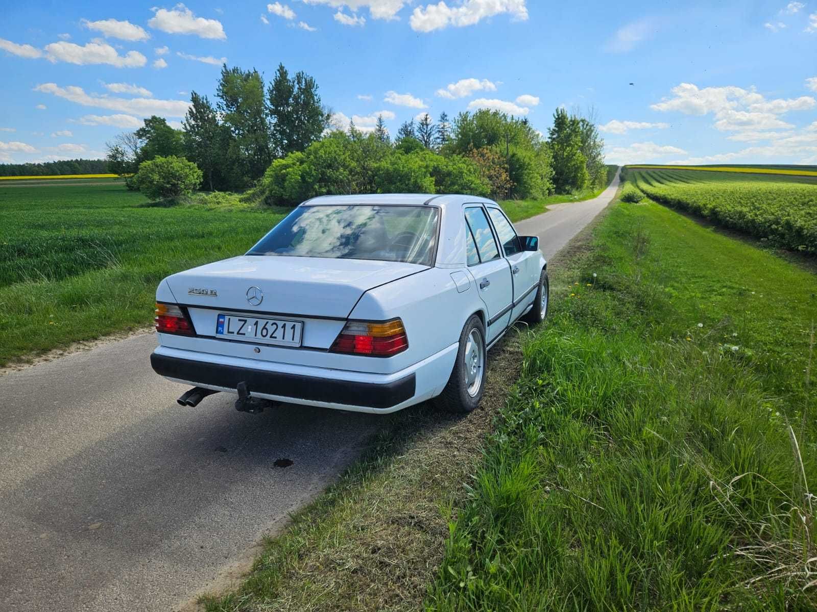 Mercedes 124 2,5 Diesel klasyk szyber dach stan idealny