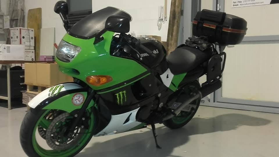 Kawasaki zzr 600