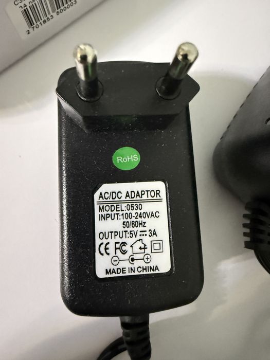 Зарядне на планшет 5V/3A 2.5мм 9V/2A 3.5мм
