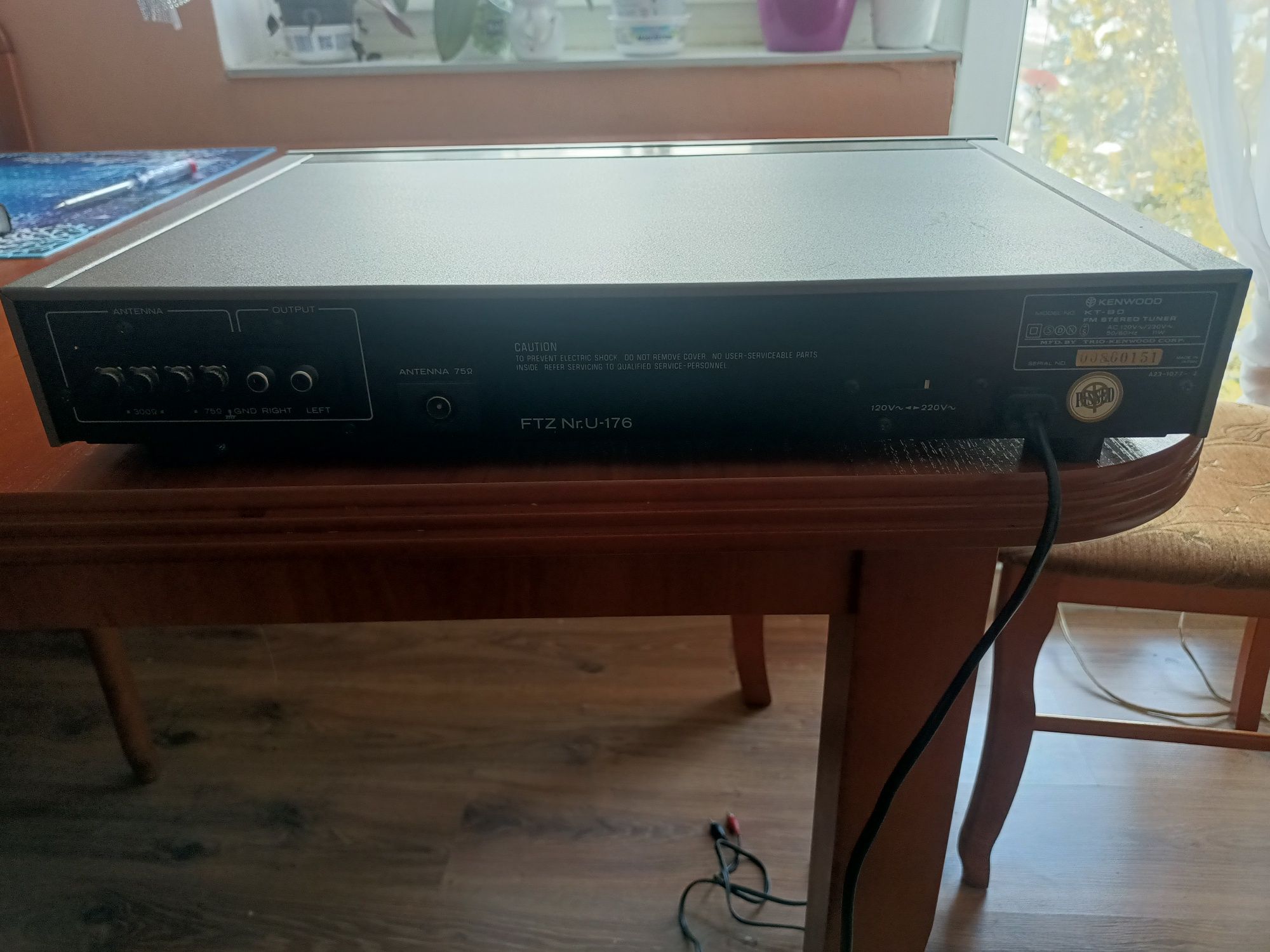 Tuner radiowy Kenwood KT-80
