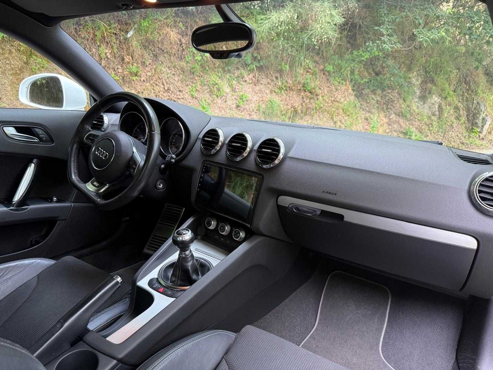 Audi TT 1.8TFSI S-Line