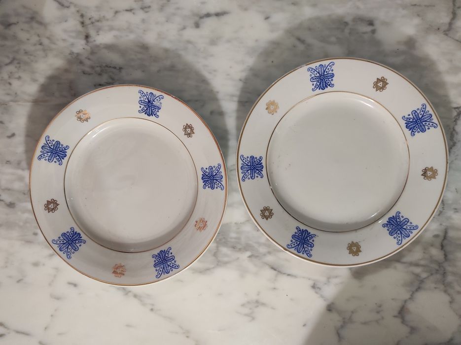 Дружковка тарелки для второго красные и синие