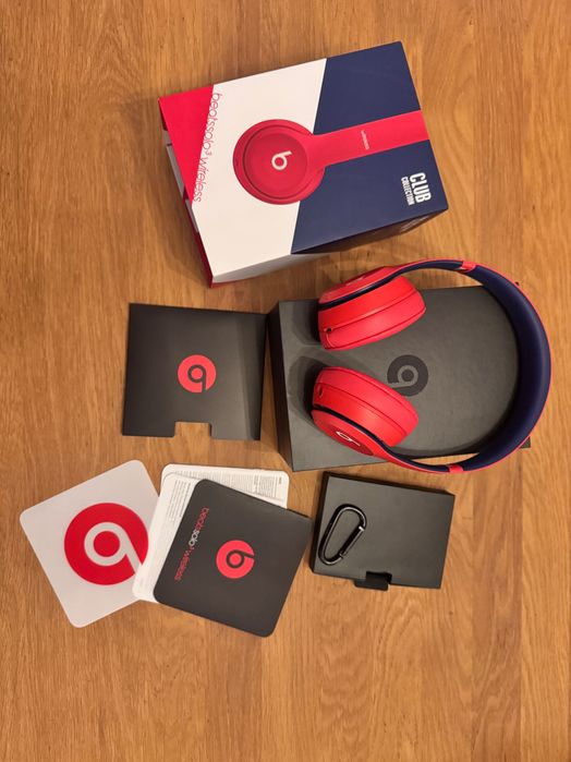 Phones / Auscultadores Apple Beats Solo 3 Club Collection