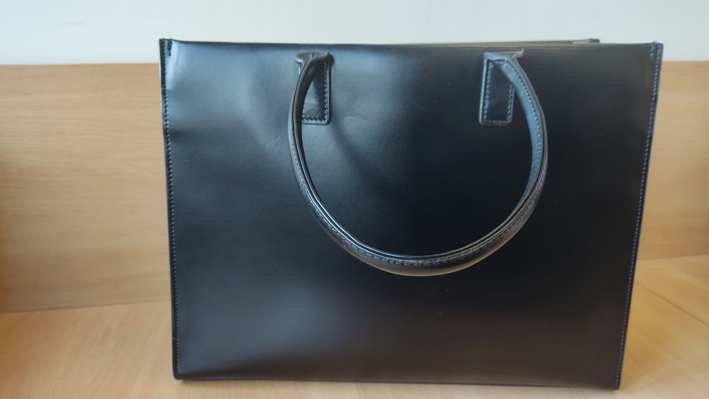 Torebka skórzana Kazar najnowsza kolekcja do ręki i ramię