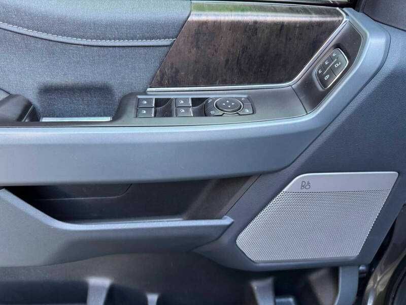 2022 Ford F-150 Lightning