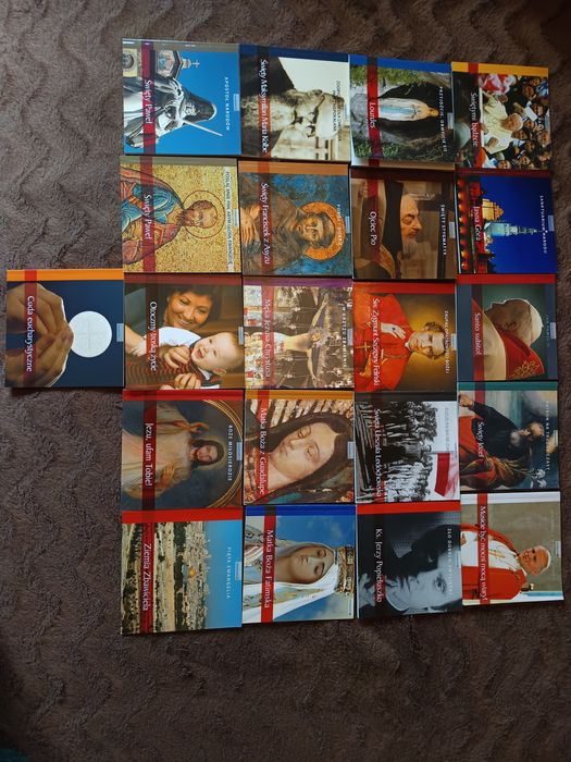 Seria książeczek - 21 sztuk z 'niedziela' - Jan Paweł II, Ojciec Pio