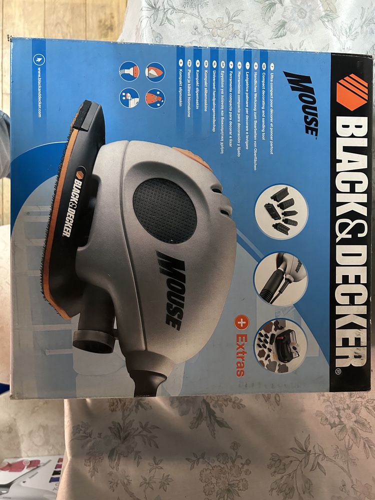 Black + Decker Lixadora KA160K-QS