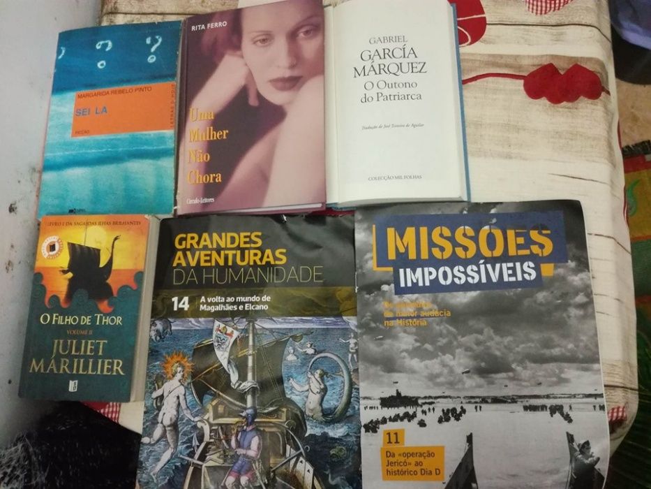 Vários livros de literatura nacional e internacional