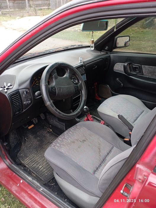 Продам Ceat cordoba 1.4i бензин 1994р